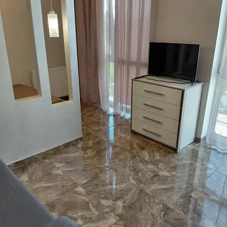 Apartment подобово капушанська 150 *