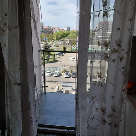 Apartment подобово капушанська 150